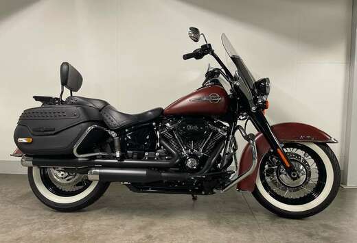 Cruiser FLHCS CLASSIC