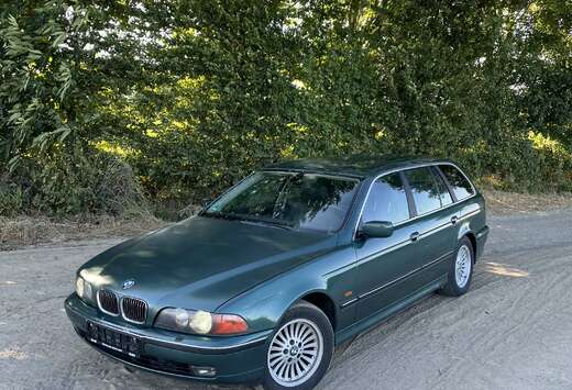 BMW i E39 break V8 4.4L