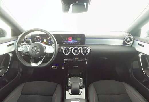 Mercedes-Benz CLA 200 AMG Line