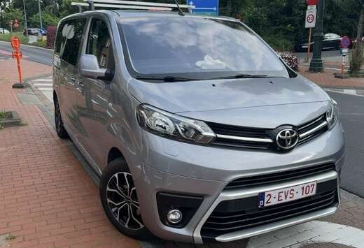 Toyota Verso 2.0 D-4D Medium VIP S&S