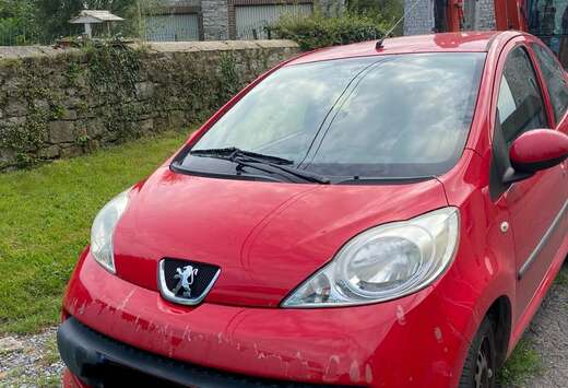 Peugeot 107 1.0i 12v Urban