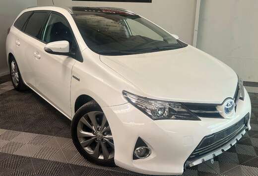 Toyota Auris SW HEV 1.8i HSD Lounge CVT