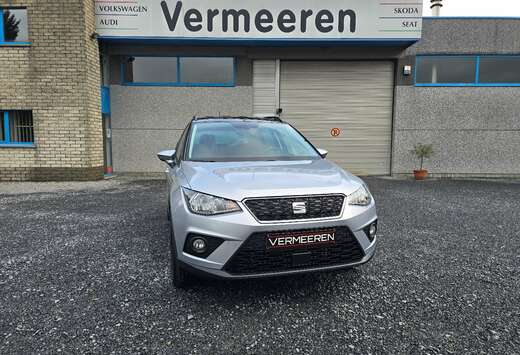 SEAT Nieuwstaat 19.000km / Carplay / Navi / Parkassis ...