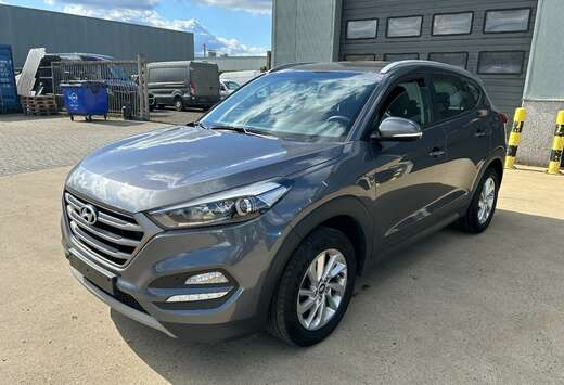 Hyundai 1.7 CRDi 2WD Business Edition ISG zie foto\'s