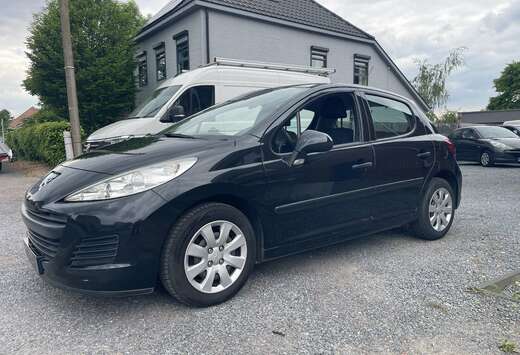 Peugeot 1.4i Benzine,5 deurs,1e eigenaar+boekje,...
