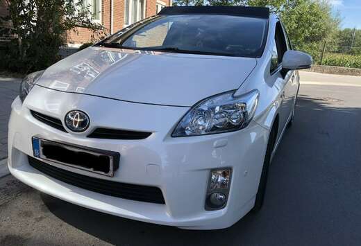 Toyota Hybrid 1.8i VVT-i Sol