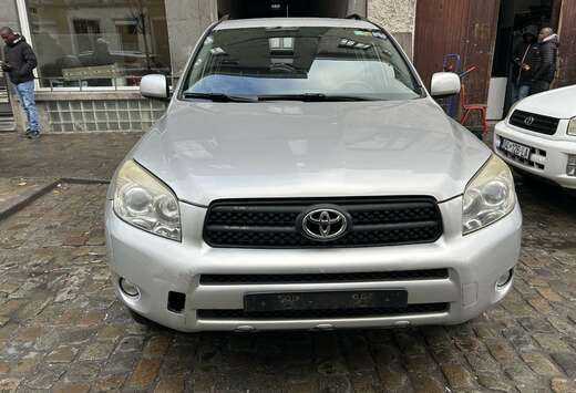 Toyota 2.0 4x4 Automatik Sol Uniquement Lexport