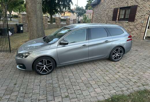 Peugeot SW PureTech 130 Stop & Start Allure