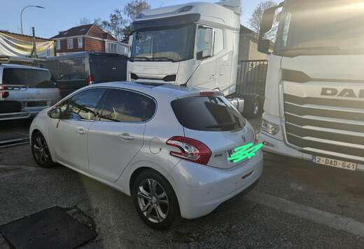 Peugeot 1.2 VTI Rolland Garros