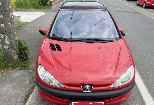 Peugeot 1.1i Enfant Terrible