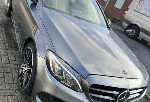 Mercedes-Benz Mercedes Benz C220d.  Pack AMG