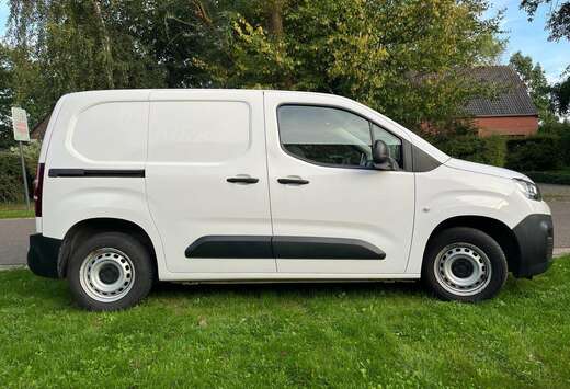 Citroen 1.5 BlueHDi M Light Club S/S (6.2)