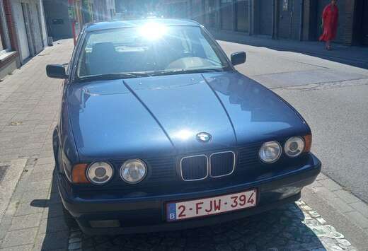 BMW 525i 24V
