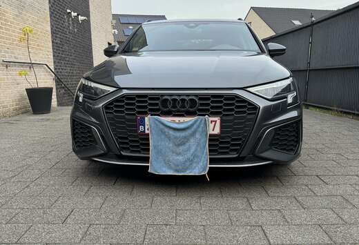 Audi 35 TDI Sportback S tronic line