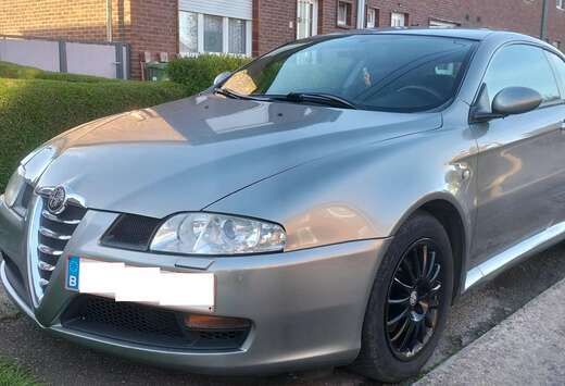 Alfa Romeo Gt 1.9 JTD Distinctive