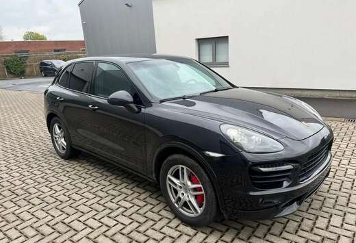 Porsche Cayenne+Turbo+4.5+Turbo+V8+32v+Tiptronic+S