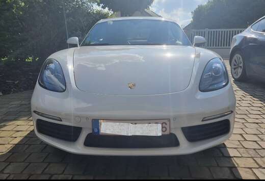 Porsche Cayman 2.0 Turbo