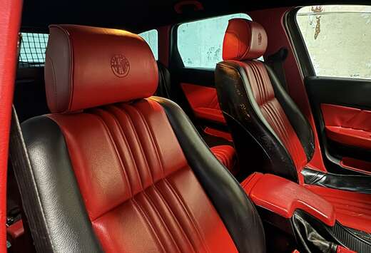 Alfa Romeo 2.2i JTS TI