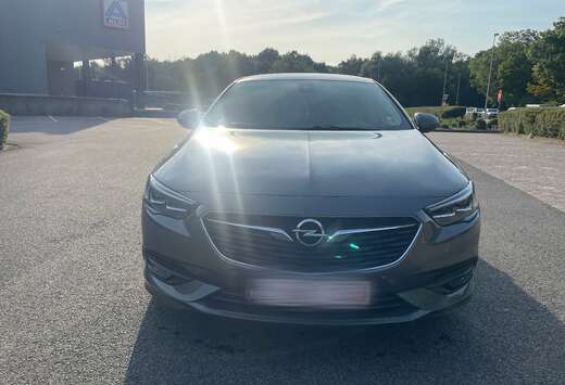 Opel Grand Sport 2.0 Turbo 4x4 Dynamic