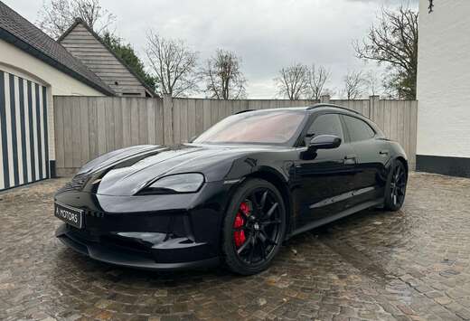 Porsche 4S Sport Turismo - New model
