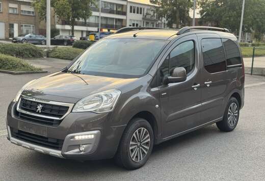 Peugeot FACELIFT! / STYLE! / EURO 6b! / GEKEURD VVK!