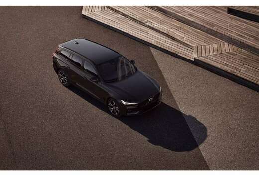 Volvo Plus B3 mild hybrid Benzine Dark