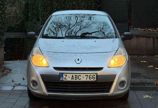 Renault Clio 1.2i Yahoo