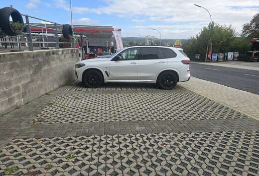 BMW xDrive40d 340 CH Pack M