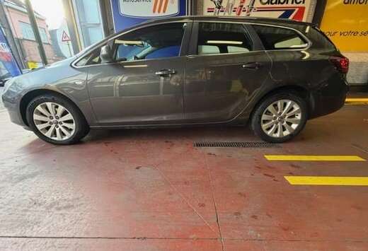 Opel Astra Sports Tourer 1.7 CDTi