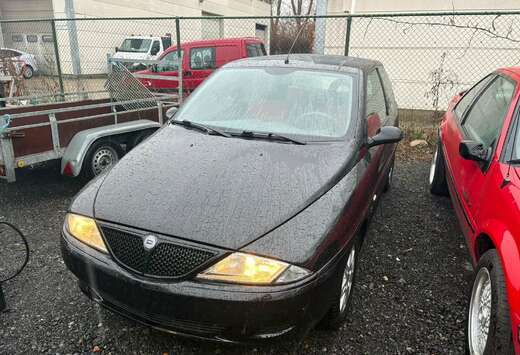 Lancia GEKEURD VVK/1.2i/BJ.2002/KM.72.900