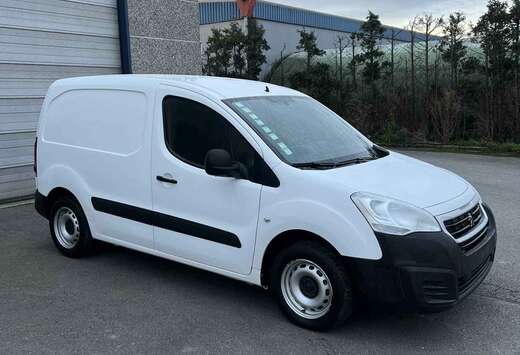 Peugeot Gekeurd Vvk  Garantie  22.000km