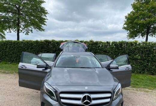 Mercedes-Benz GLA 180