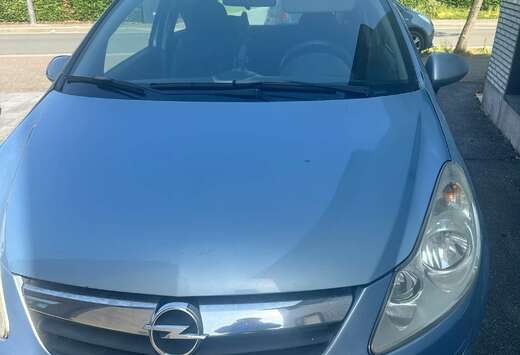 Opel Corsa 1.2i Cosmo