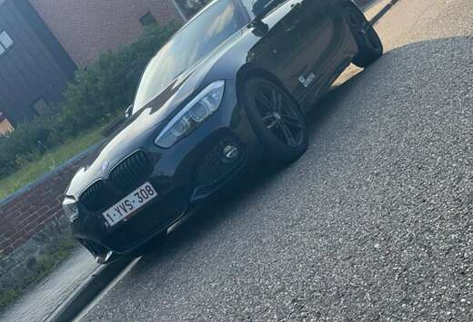 BMW 120i Aut. M Sport pakket black shadow