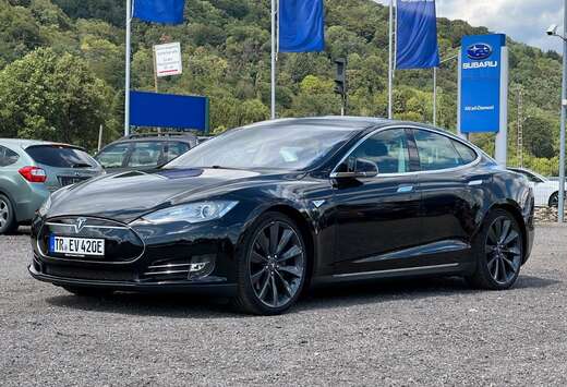 Tesla P85*7 Sitze*PERFORMANCE*PANO*21\\ALU