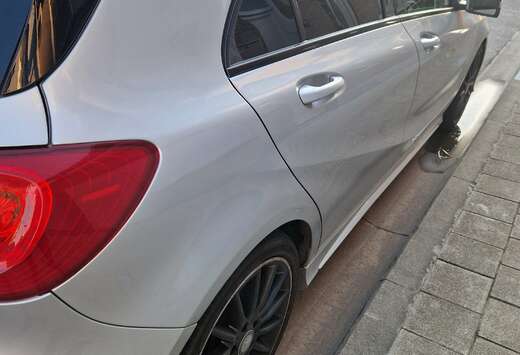 Mercedes-Benz A 180 AMG Line