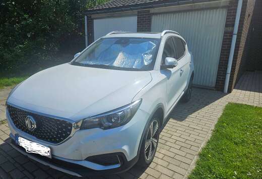 MG e-ZS 44.5 kWh Luxury