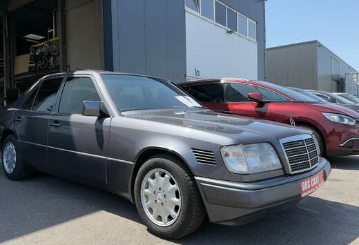 Mercedes-Benz Mercedes-Benz E 250 D OLDTiMER AUTOMAAT ...