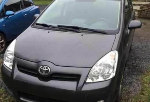 Toyota 2.2 D4D 16v L.Terra Tech Pack 7pl.