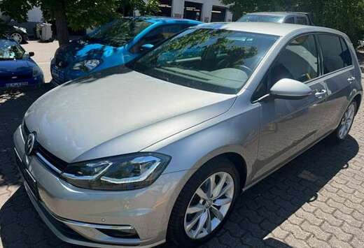 Volkswagen VOLKSWAGEN Golf VII Lim. Highline LED+ACC+ ...