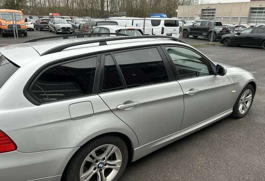 BMW 318i Touring