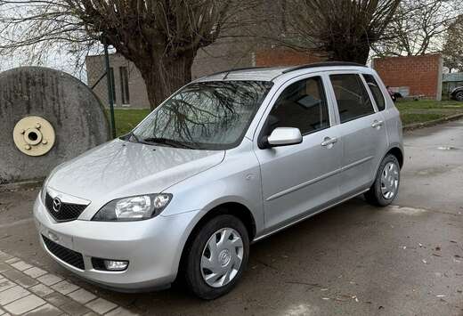 Mazda 1.25l Comfort 32000 km benzine