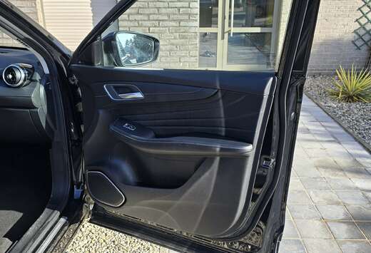 MG EHS PHEV 1.5 Turbo Luxury