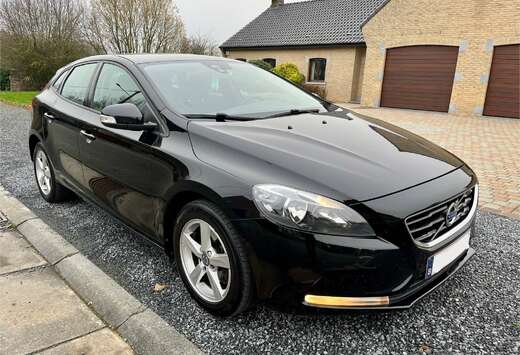 Volvo D2 120 Momentum