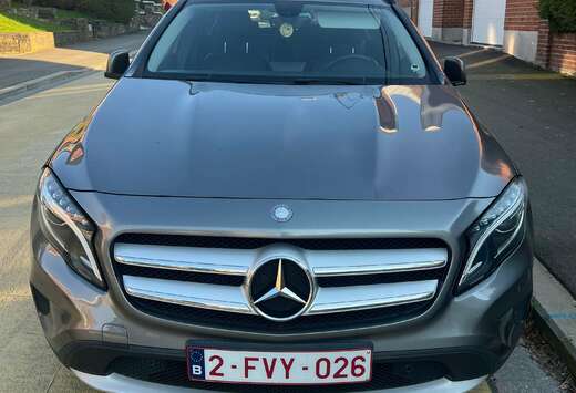 Mercedes-Benz GLA 200 d