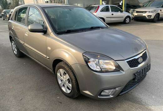 Kia Rio 1.4i Easy