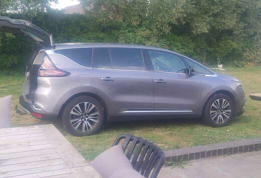 Renault Energy dCi 160 EDC Initiale Paris