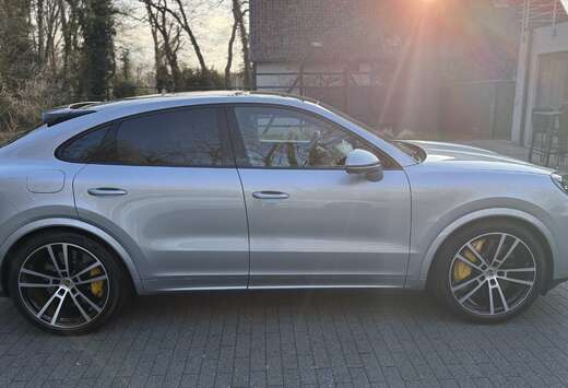 Porsche Cayenne Coupé E-Hybrid 4.0 Bi-Turbo V8 Turbo ...