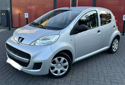 Toyota 1.0i VVT-i / 115.000 KM  CARNET / 2 CLÉS