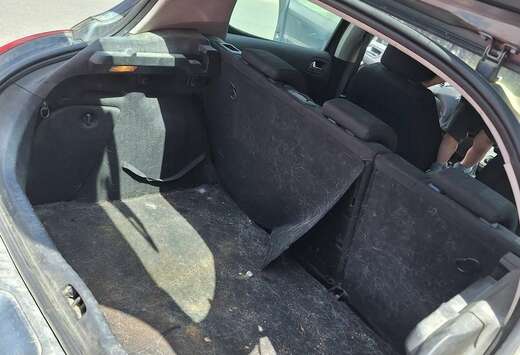 Peugeot 1.6 HDi Confort FAP